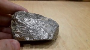 Камень Пирит или Халькопирит 1