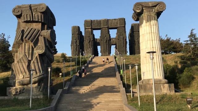 Путешествие в Грузию. Неизвестный Тбилиси смотреть онлайн