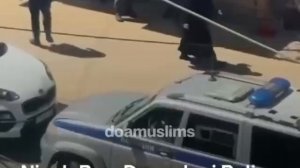 В Хасавюрте силовики винтят замоташек в никабах !!!