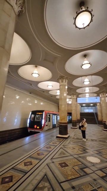 Двери открывает Киевская Филевская #Метро #Москва #Moscow #metro #двериоткрывает #метрополитен смотреть онлайн