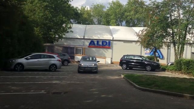 MINI-VLOG: палатка по-немецки / Идём в магазин смотреть онлайн