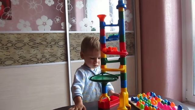 Детский конструктор с шариками смотреть онлайн