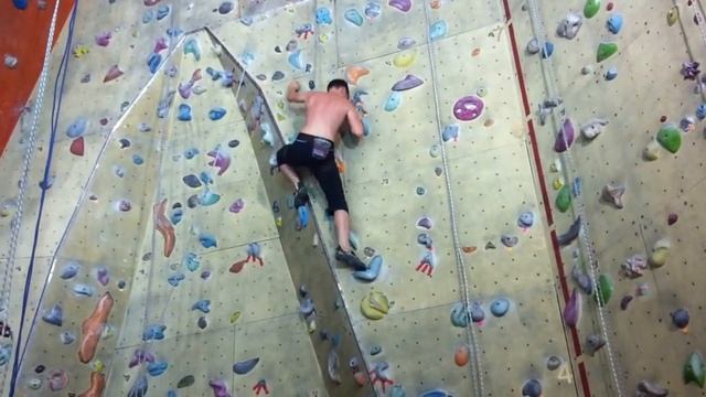 скалолазание. трасса 6А, 12 метров смотреть онлайн