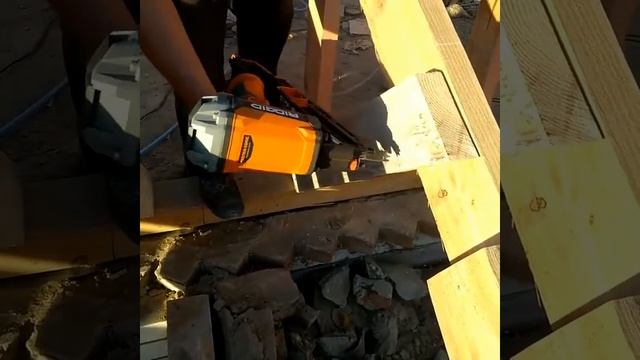 Крепление подпорок, раскосов стропил смотреть онлайн