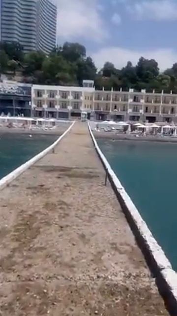 Отдых на море прыжки с пирса смотреть онлайн