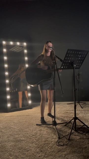 Чёрные крылья над вашими крышами... live популярное муз