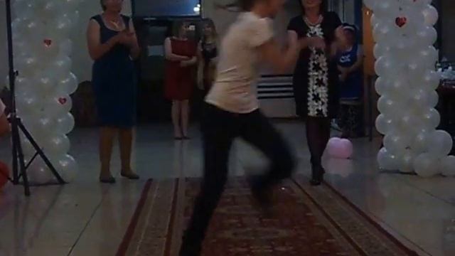 флешмоб на свадьбу..от Насти и Ангелины)) смотреть онлайн