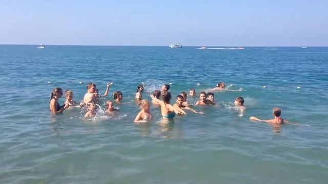 Экипаж "Black Hole" смотреть онлайн