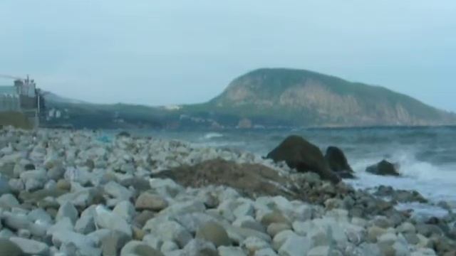 Гурзуф - слегка штормит, отдых в Крыму, осень 2009