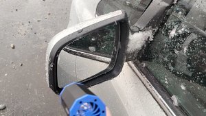 Воздуходувка HSTOP. мокрый снег с зеркала.