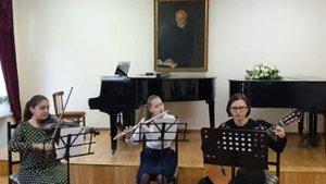 Т. Бестигольникова "Рыбки в аквариуме "