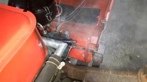 Проверка распыла форсунки минитрактора.