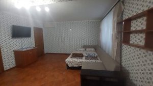 Дом в кипарисовой роще. Первый этаж. Крым. Алупка