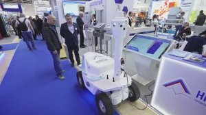 Мобильный роботизированный экопост «ЭКОБОТ-ЛАБОРАНТ» на выставке НЕФТЕГАЗ-2025