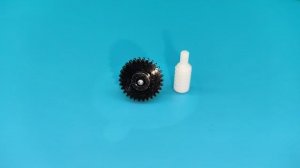 Шестерня бокового зеркала Mazda