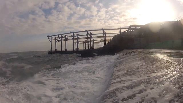 GoPro.Прибой в Партените,Крым. смотреть онлайн
