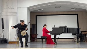 Айзаана Ховалыг
Чойгана Комбу-Самдан "Размышление"