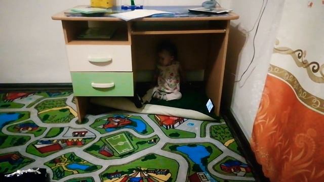 Vlog👦👶ДЕТИ ЦВЕТЫ ЖИЗНИ! ДОМИК ПОД СТОЛОМ! смотреть онлайн