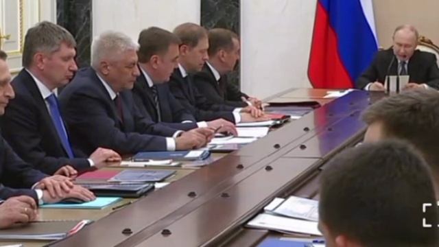 ‼️🇷🇺 Путин призвал ускорить производство безэкипажных катеров, роботов, лазерных комплексов и иных