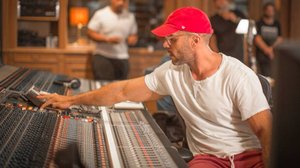04. Beatboxing, Vocal Manipulation, Transitions, Digital Clipping, Shelf EQ, Masking and Panning