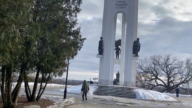 Брянск 8-9 марта 2024 / Беглый обзор города часть 1 смотреть онлайн