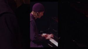 Прекрасная мелодия и прекрасное исполнение🎹👍👏
