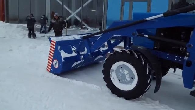 ПКУ 08М Погрузчик коммунальный универсальный ПКУ-0,8М