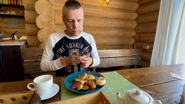 Жара! Бежим !! Отпуск . Часть 1-я Краснодар - Москва #yurlensaga_kino смотреть онлайн