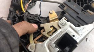 Mercedes Benz w220 ремонт замка двери Mercedes Benz w220 door lock repair