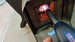 Самая дешёвое отопление частного дома.
Конвективная печь 20000руб с пеллетной горелкой за 15000руб