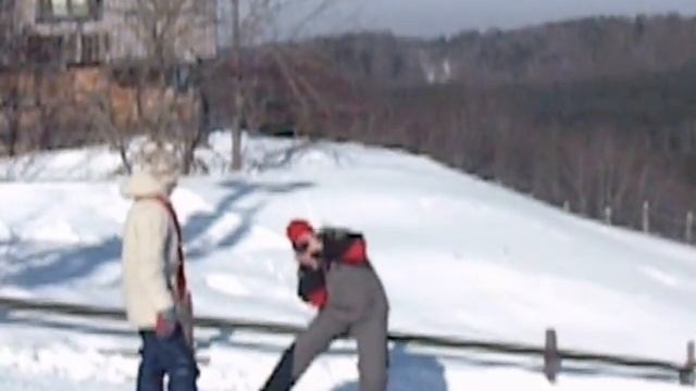 Настя на склоне Мальской долины.avi смотреть онлайн