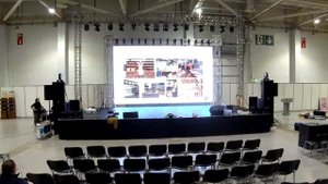 Монтаж сцены, экрана, звук, свет