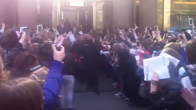 ДЖАСТИН БИБЕР В МОСКВЕ!ОТЕЛЬ смотреть онлайн