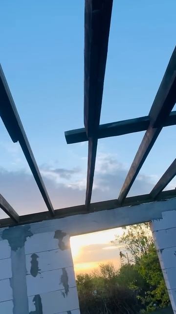 Начали сборку крыши. #2024 смотреть онлайн