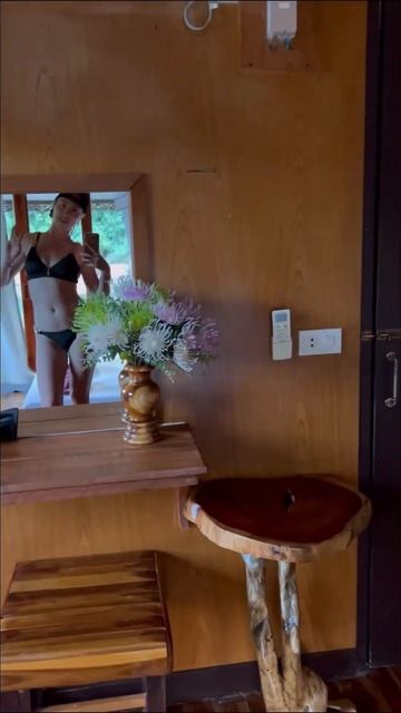 ШИВИЗОРО/ отель Квай #обзор #отель #загадка #приколы #прикол #секрет #секреты #кринж #вайб #таиланд смотреть онлайн