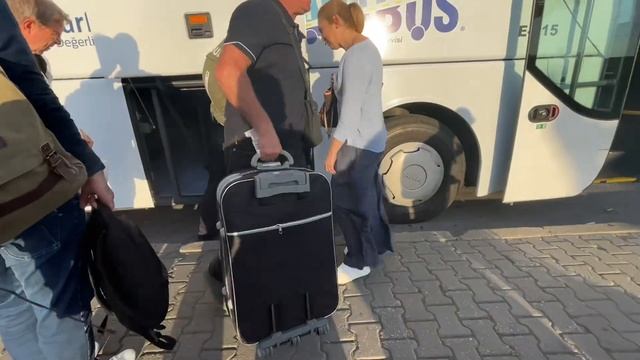 TURKEY ISTANBUL EASY JOYFULL WAY TRANSFER TO HOTEL 🇹🇷❤️ СТАМБУЛ С✈️САМОЛЕТА НА ПАРОМ И ДО ОТЕЛЯ смотреть онлайн