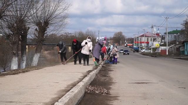 Одна из актуальных тем сегодняшнего дня - чистота городских и сельских улиц района. смотреть онлайн