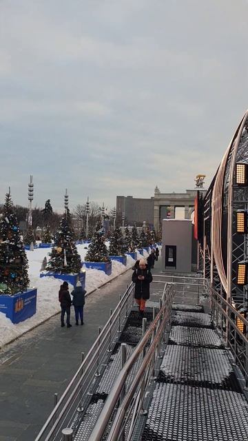 ВДНХ #ФЕВРАЛЬ #ГОСТИНИЦА КОСМОС #НОЧНОЙ ДОЗОР #ФИЛЬМ #съёмки #елочки #регионы смотреть онлайн