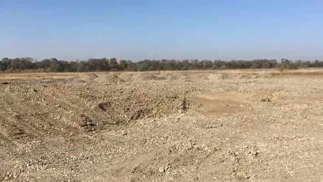 Нелегальный карьер в Кочубеевском районе.