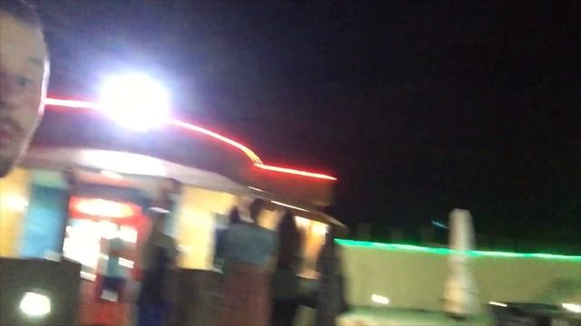 На работу барменом в Алжир или Лось в Алжире. Часть 3. Гостиница Royal Tulip смотреть онлайн