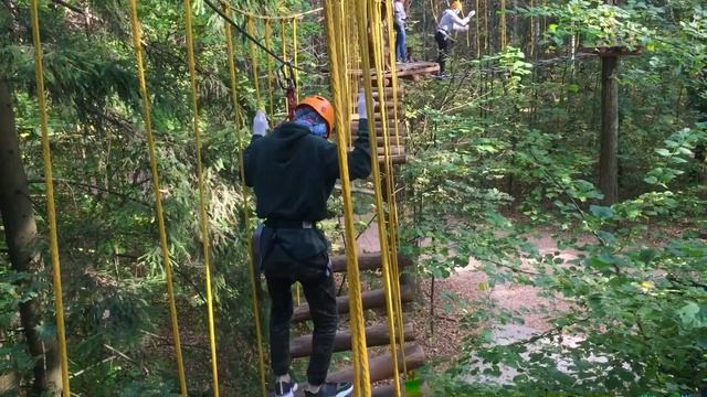 Поход в панда парк с друзьями смотреть онлайн