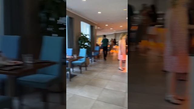 Обзор завтрака в отеле Гранд отель Анапа #анапа #анапаморе #всевключено #анапаотели смотреть онлайн