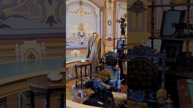 Сиреневая гостиная с роскошными потолками в усадьбе Рукавишниковых 🏰 Нижний Новгород 🏙 Russia 🇷🇺 смотреть онлайн