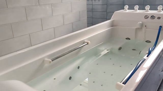 Парк-отель" Кавказ" Гагра .Поездка в водолечебницу. Июнь 2024 смотреть онлайн