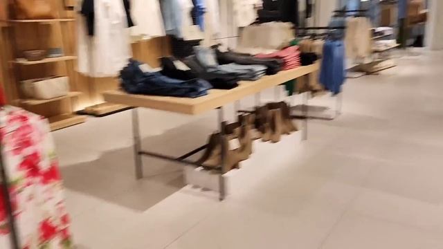 Скидок нет, но вы держитесь Латвия По 100 евро детям Закупалась к Школе #latvia #рекомендации #жиза