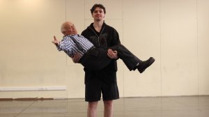 Клоун МАЙ   (НАР АРТ.РФ ЕВГЕНИЙ МАЙХРОВСКИЙ)  мастер класс в ИСИ