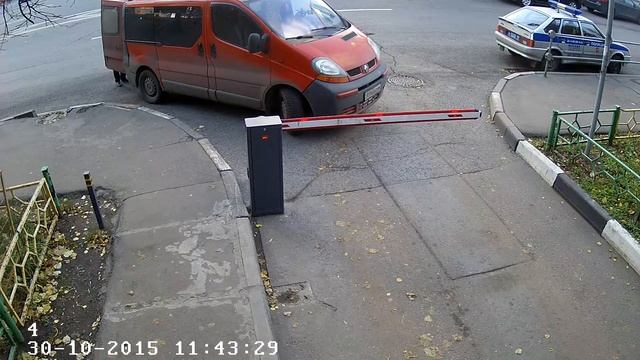 30.10.15 Квартал 804 "Камушки" полиция работает смотреть онлайн