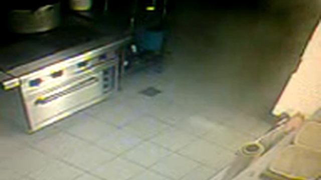 приведение в ресторане смотреть онлайн