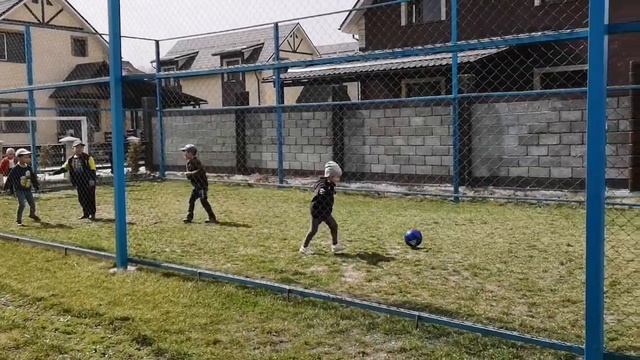 Highland - коттеджный Вип городок смотреть онлайн