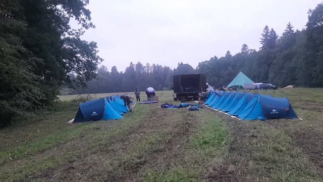 палаточный городок. жизнь в России в Палатки. дикая природа Ленинградской область. жить в кайф 😵